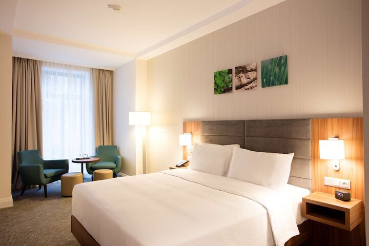 Room 36 of 113