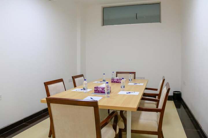 Dining 48 of 61