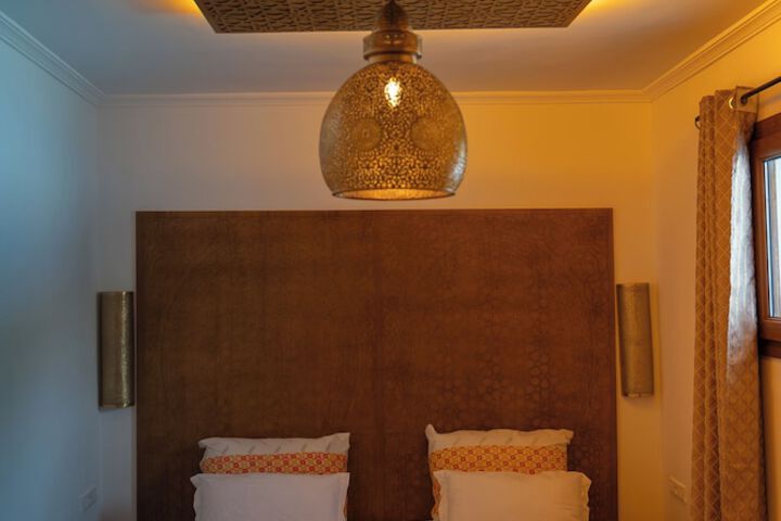 Room 5 of 50