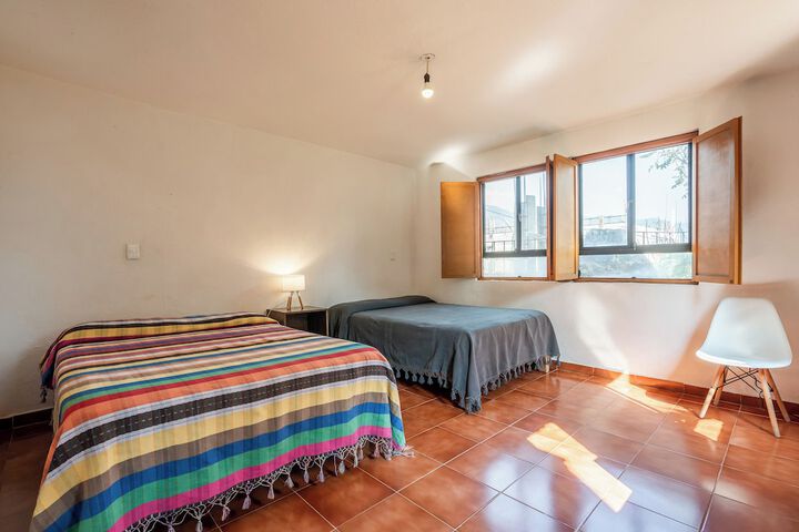 Room 16 of 27