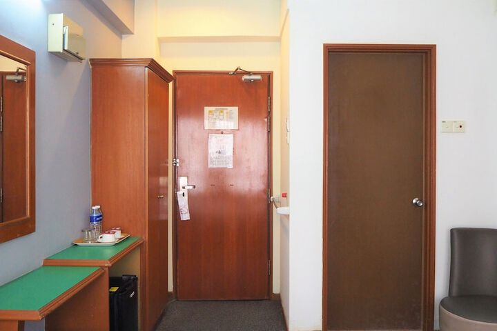 Room 21 of 52