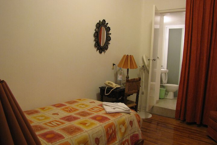 Room 20 of 86