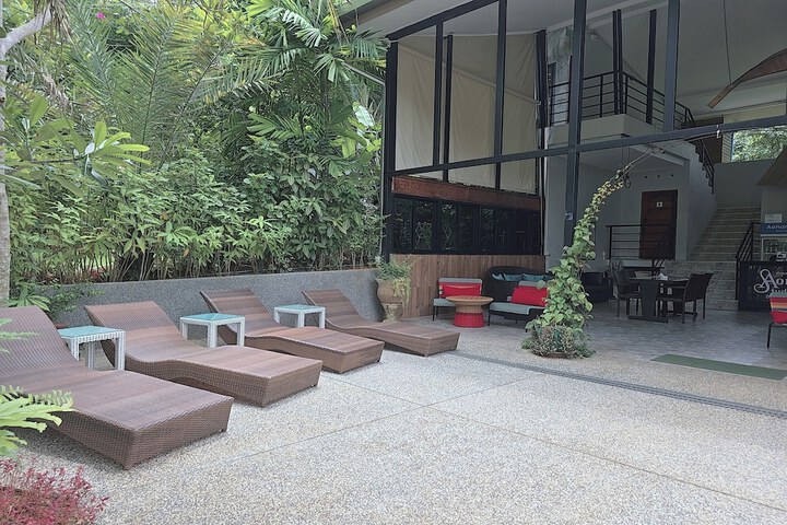 Sundeck 50 of 57