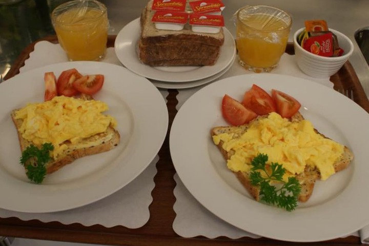 Breakfast/Coffee Service 35 of 47