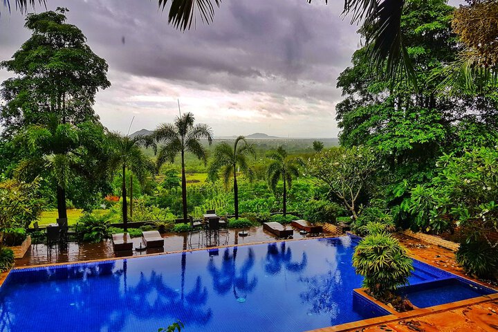 Pool 37 of 69