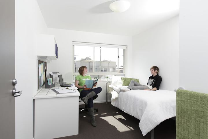 Room 2 of 44