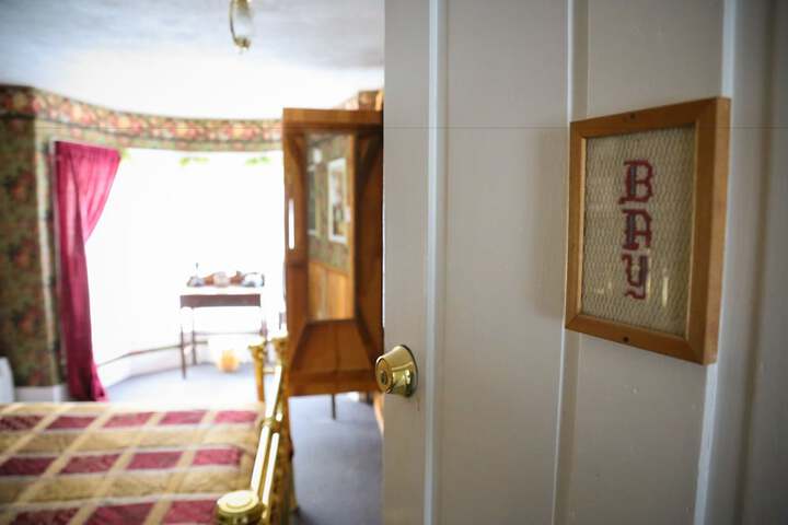 Room 68 of 165