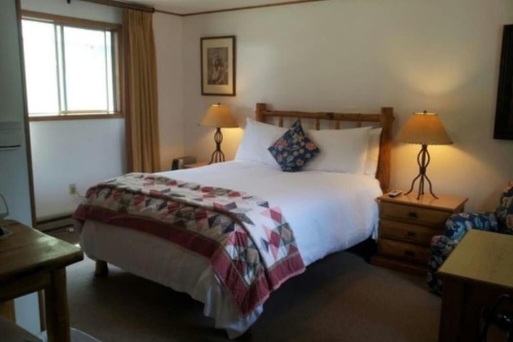 Hotel Interior 103 of 139