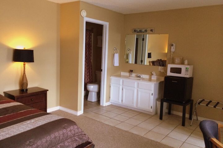 Room 20 of 219