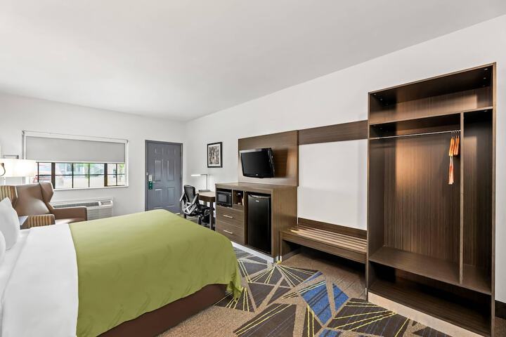 Room 25 of 55
