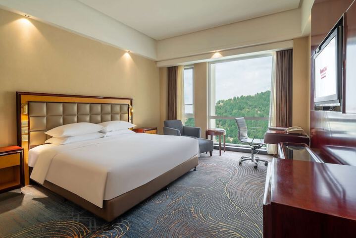 Room 20 of 58