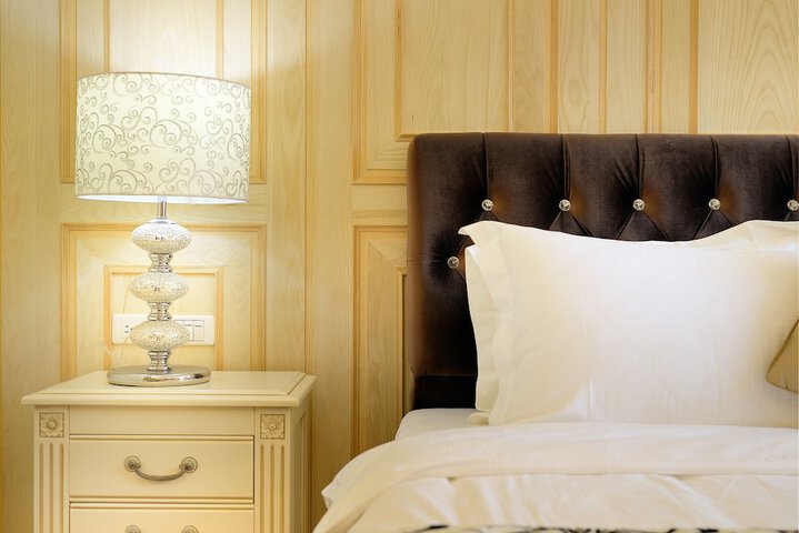 Room 14 of 38