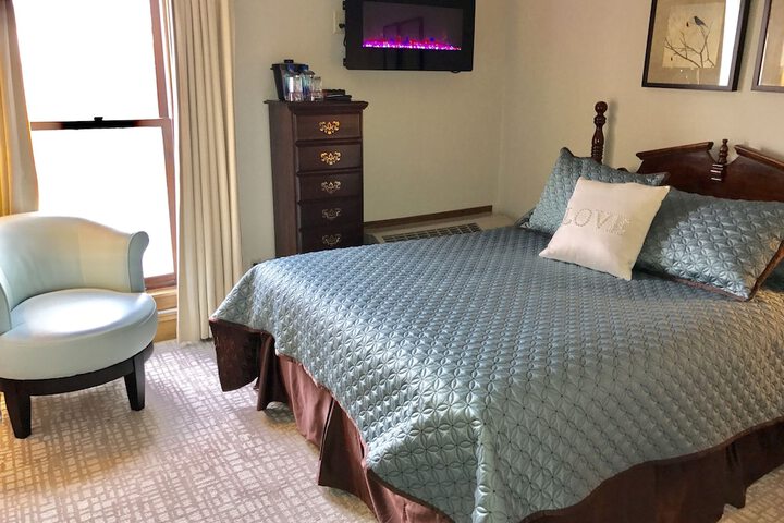 Room 8 of 52