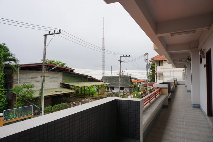 Terrace/Patio 10 of 37