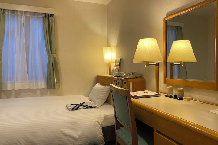 Room 21 of 45