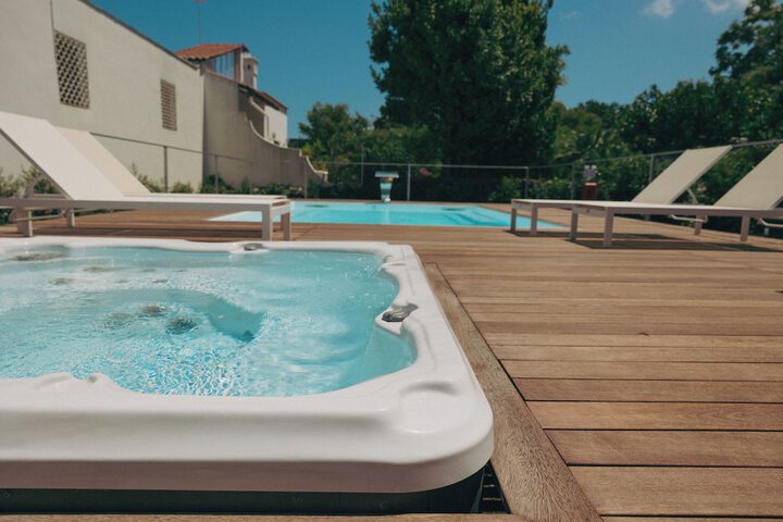 Pool 53 of 85