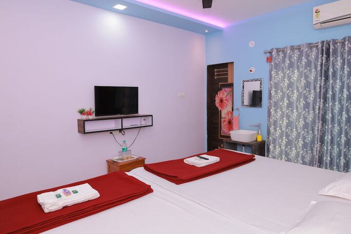 Room 12 of 29