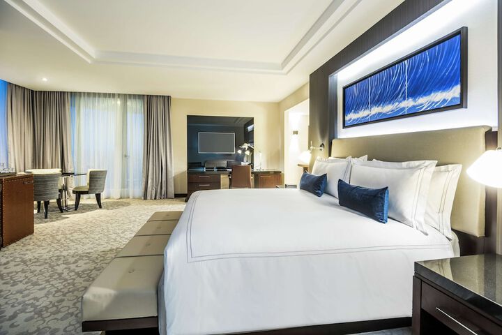 Room 15 of 70