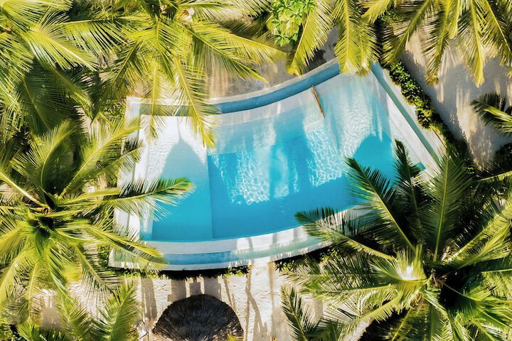 Pool 72 of 139