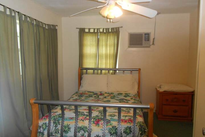 Room 9 of 47