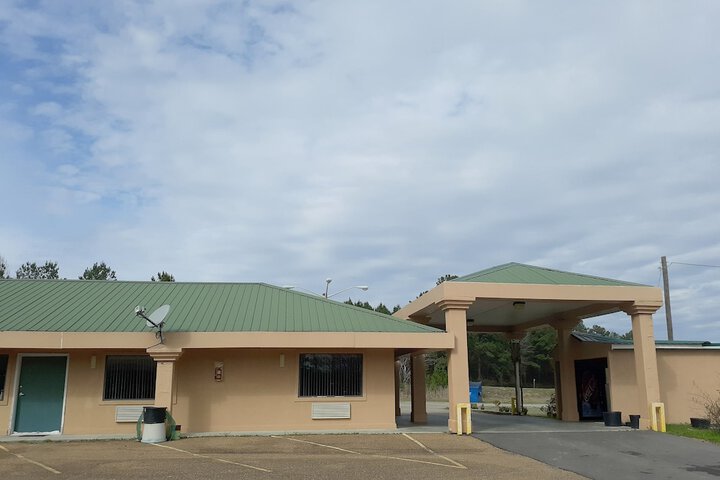 Property Grounds 39 of 48