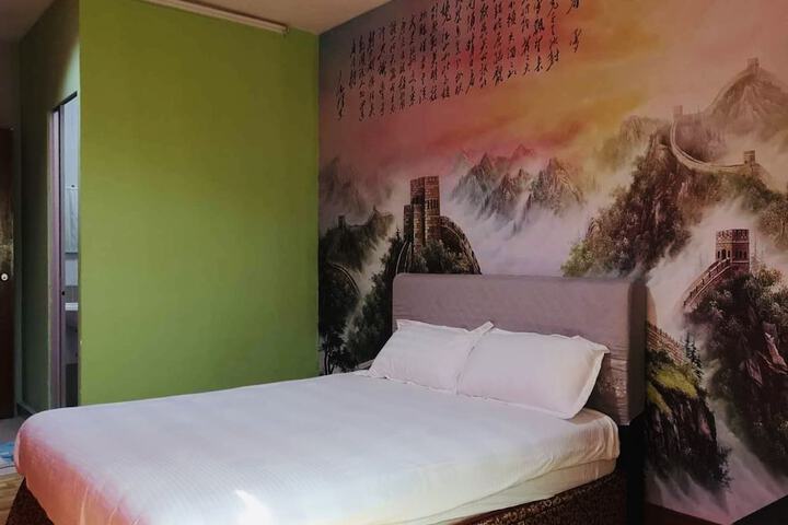 Room 7 of 52