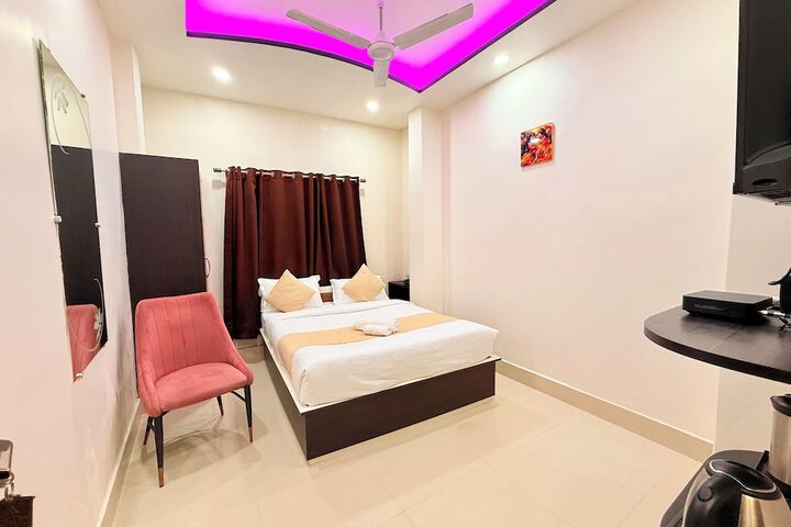 Room 34 of 67
