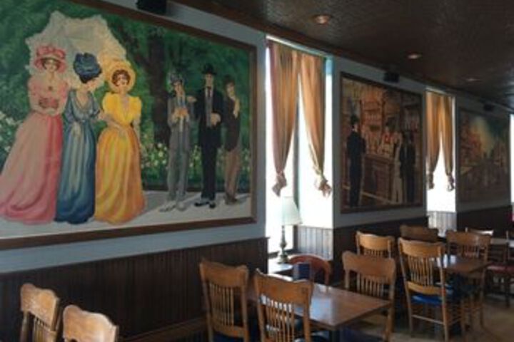 Dining 6 of 49