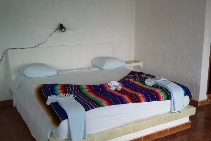 Room 10 of 64