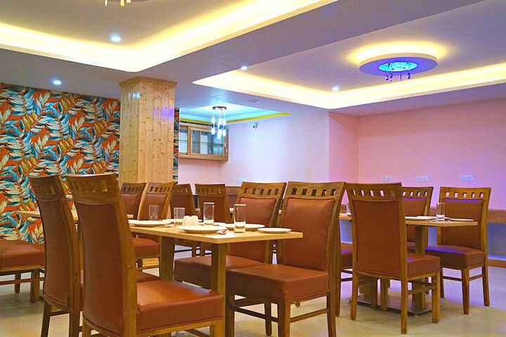 Dining 89 of 114