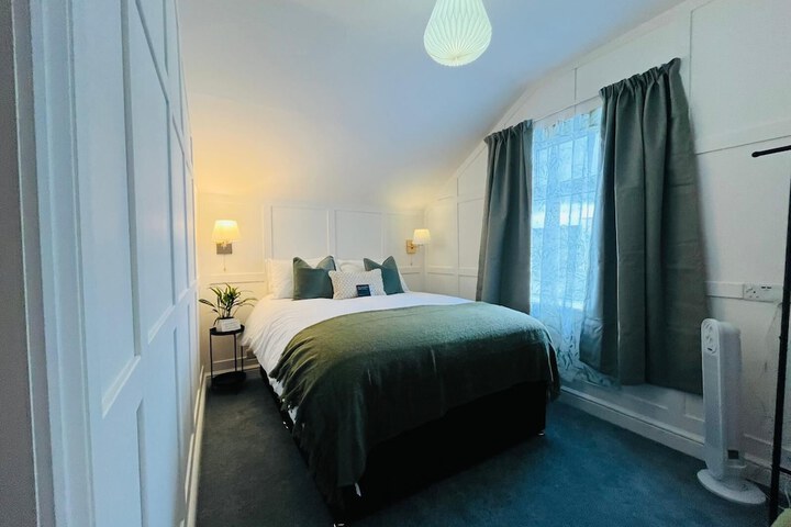 Room 39 of 46