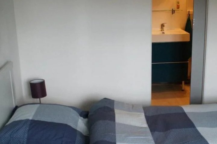 Room 2 of 12
