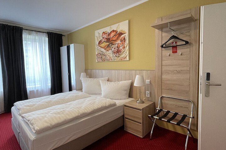 Room 58 of 99