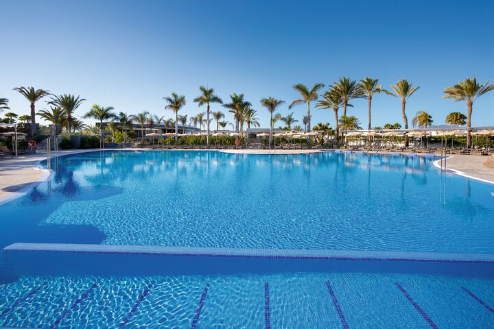 Pools & Facilities