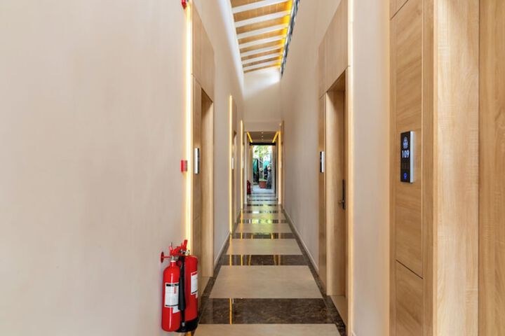 Ballroom/Hall 85 of 103