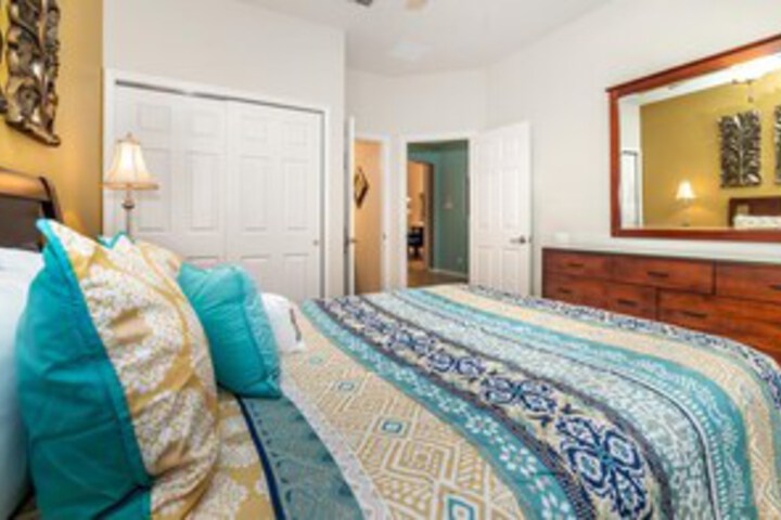 Room 27 of 35
