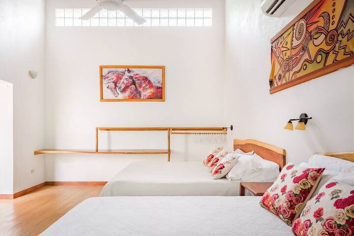 Room 29 of 137