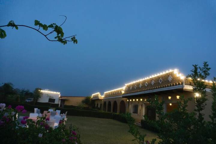 Hotel Exterior 16 of 22