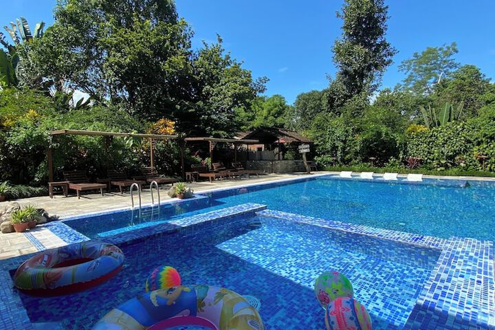 Pool 17 of 66