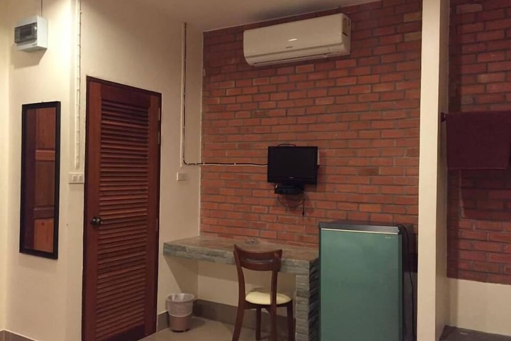 Room 58 of 89