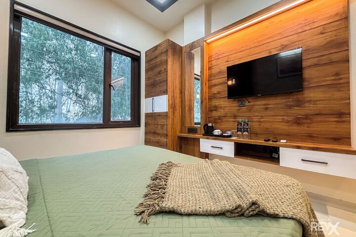 Room 12 of 57