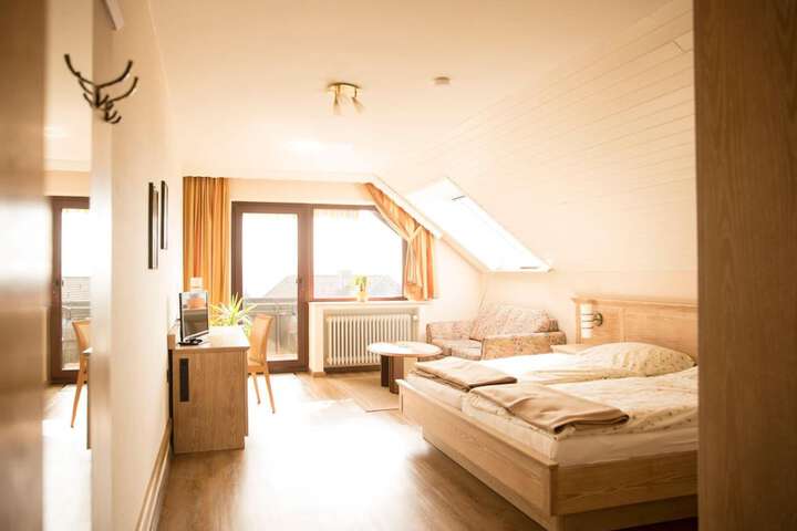 Room 13 of 53
