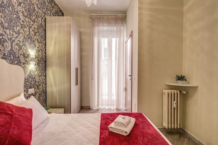 Room 16 of 33