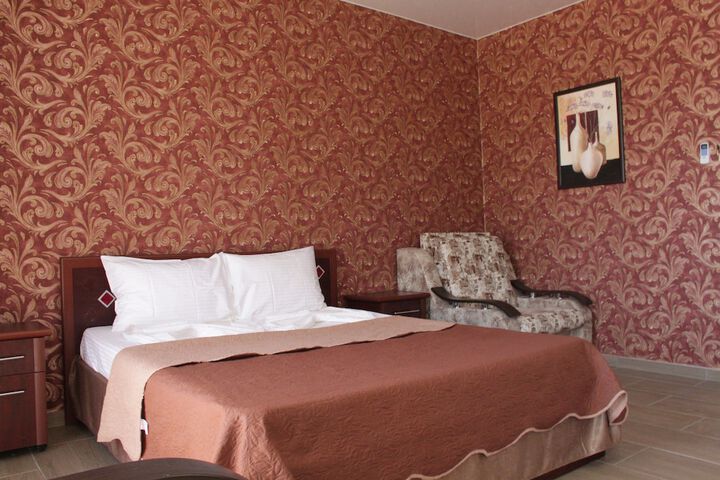 Room 46 of 60