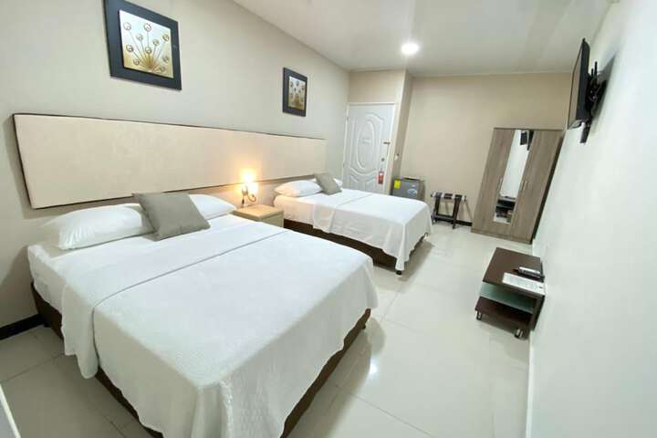 Room 9 of 51