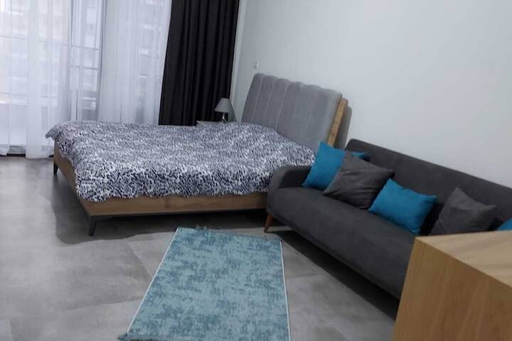 Room 4 of 24
