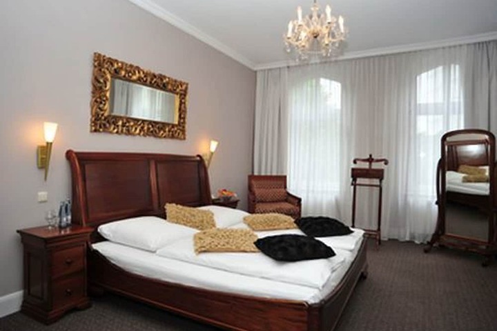 Room 19 of 50
