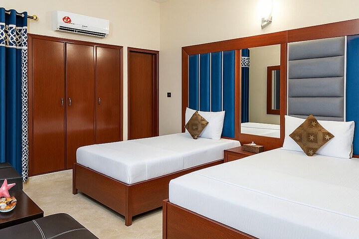 Room 9 of 15
