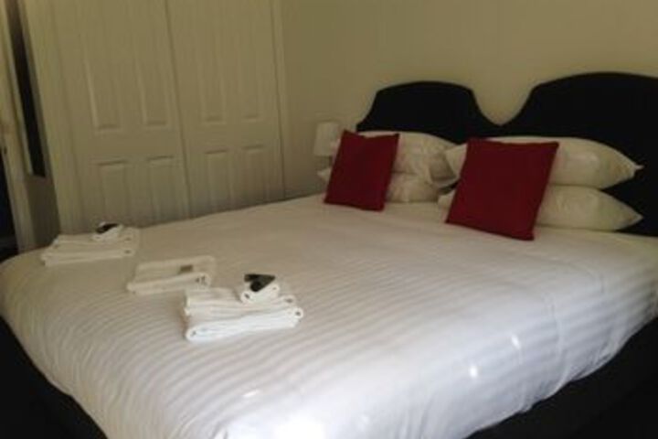 Room 16 of 49