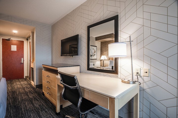 Room 47 of 84